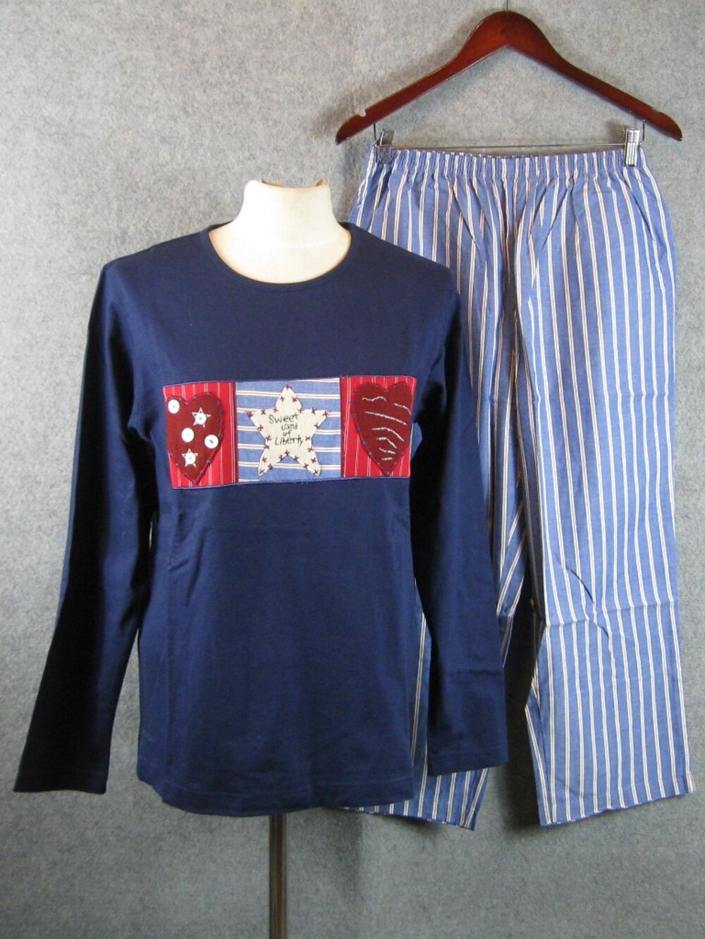 Quacker Factory Top & Crop Pants Set Sz M Patriotic
